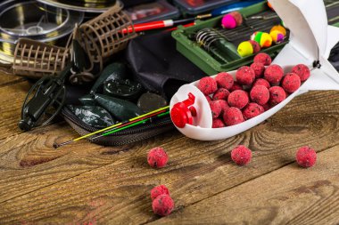 Yemler üzerinde sazan yakalamak