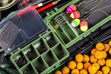 Yemler üzerinde sazan yakalamak