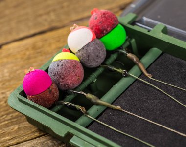 Yemler üzerinde sazan yakalamak