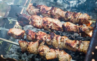 Şiş kebap şiş