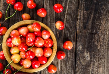 Masada taze kirazlar