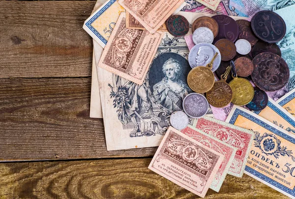 Antiguo dinero ruso y monedas — Foto de Stock