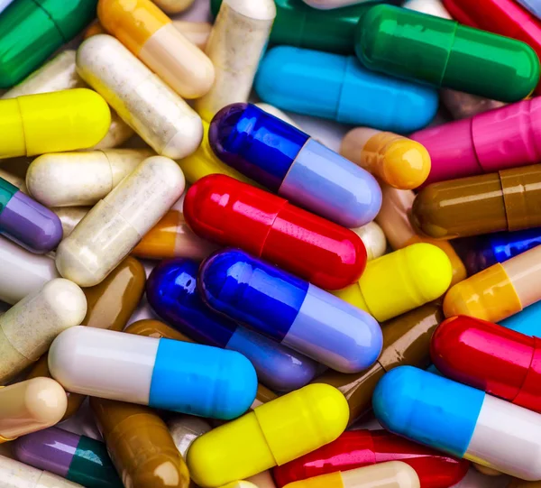 renkli hap ilaç ve antibiyotik /tablets tıp