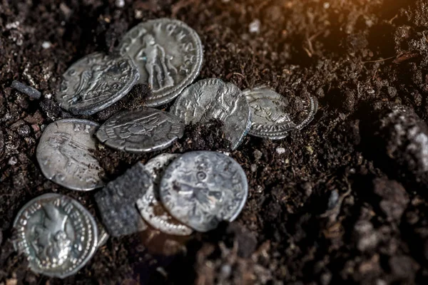 Starodávná Mince Římské Říše Pravý Stříbrný Denár Antoninianus Starověkého Říma — Stock fotografie