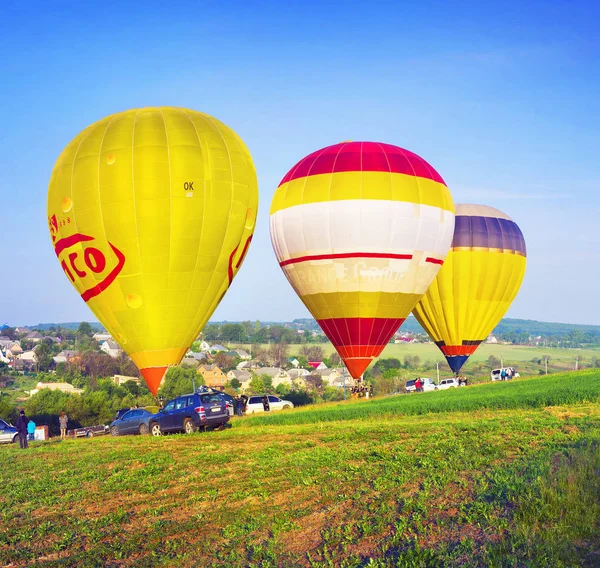 Festival of air balloons Stock Editorial Photo © 131702530