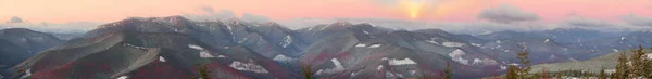 Осень на горе Довбушанка — стоковое фото