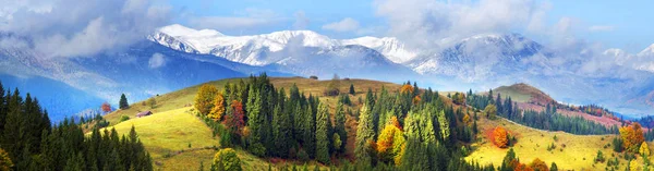 Autumn and winter in the mountains — Stock Photo, Image