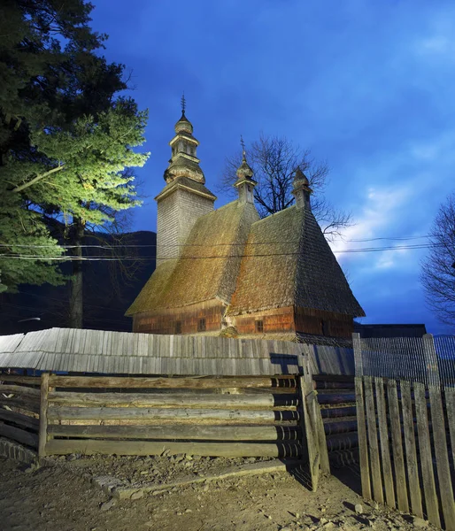 Templo em Cárpatos Kolochava — Fotografia de Stock