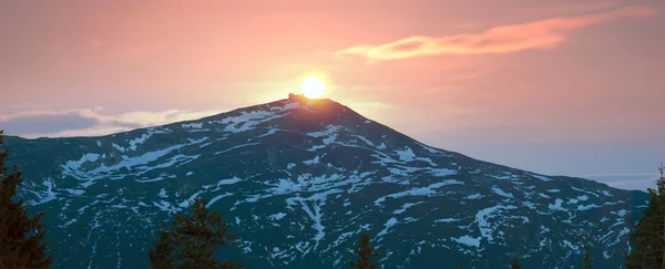 Soluppgång över Black Mountain — Stockfoto