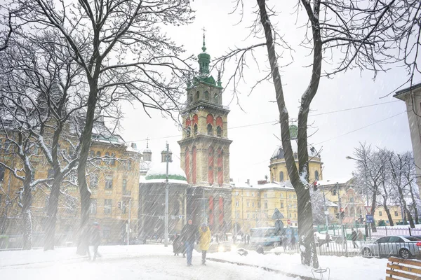Noël enneigé à Lviv — Photo