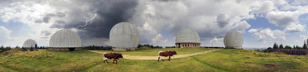 Радіолокаційної станції СРСР в Україні — стокове фото