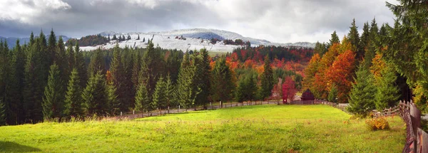 Podzim a zima v horách — Stock fotografie