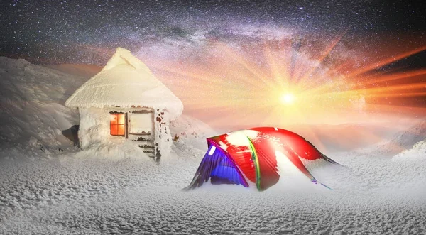 Snow house v krásný výlet — Stock fotografie