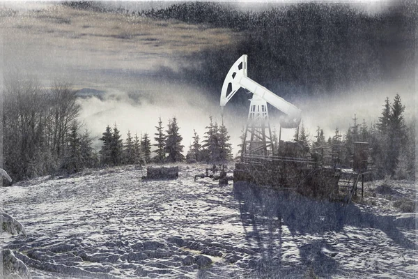 Producción de petróleo en invierno en el monte Synechka — Foto de Stock