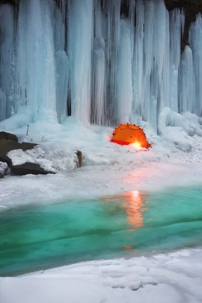 Icefall in de Oekraïense Karpaten — Stockfoto