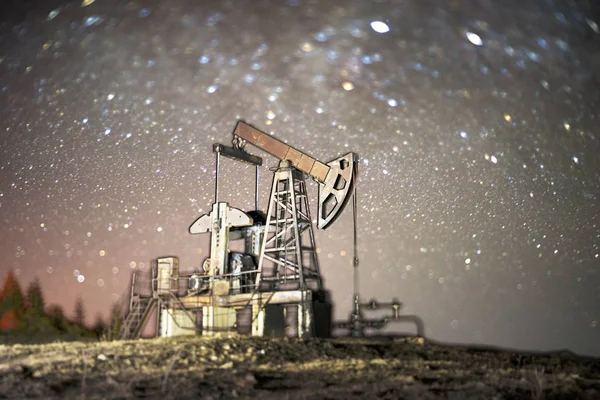 Tecnología Clásica Extracción Petróleo Gas Por Bombas Eléctricas Contra Fondo — Foto de Stock