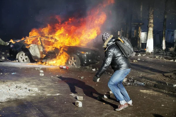 Harcok a lázadók és a rendőrség között — Stock Fotó