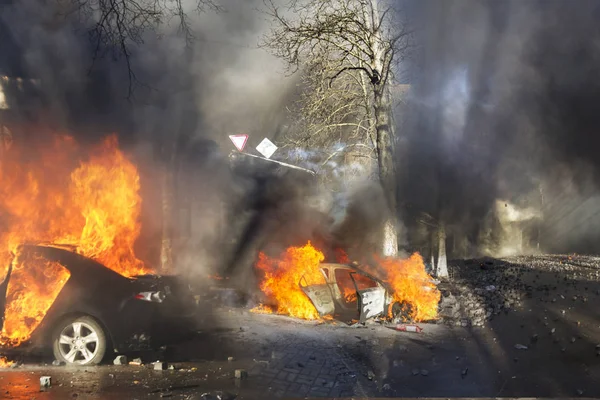 Walki między rebeliantami a policją — Zdjęcie stockowe