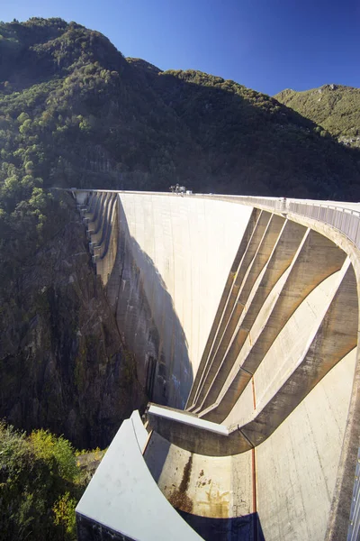 Dam Verzaska Hydro Elektrische Centrale Aan Het Vogorno Meer Zwitserland — Stockfoto