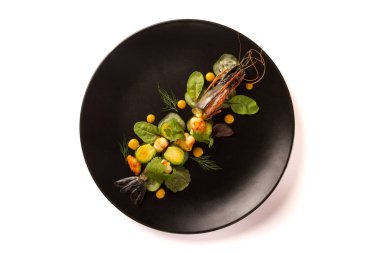 Karides, Filiz ve salatalık salatası