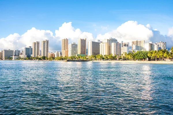 Wunderschöner Waikiki Strand Blick Auf Honolulu Hawaii Aus Dem Meer — Stockfoto