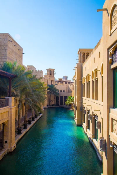 Madinat Jumeirah hotel in Dubai — Stock Photo, Image