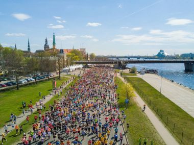 Riga Lattelecom maraton insanlar 