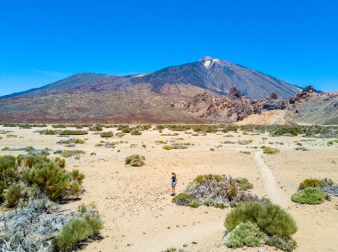 Teide Yanardağı'ı çölden Tenerife adasında
