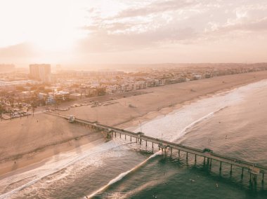 Los Angeles'taki Venedik plaj güneş doğarken