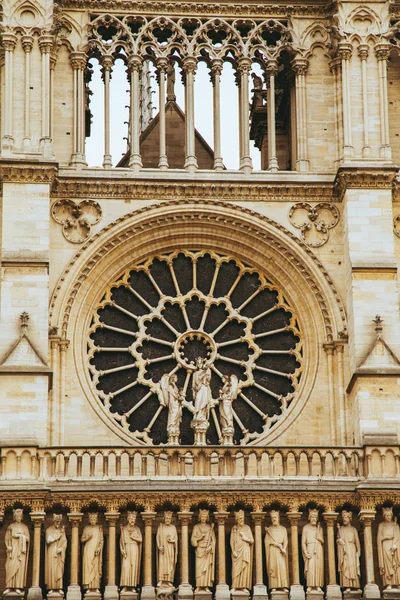 Beautiful Notre Dame architecture in Paris — Stock Photo, Image
