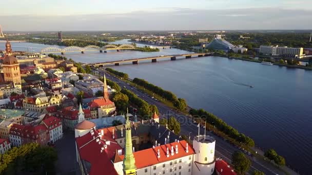 Tarihi Kent Merkezine Vltava Nehri Ile Yukarıdan Prag Şehrinin Güzel — Stok video