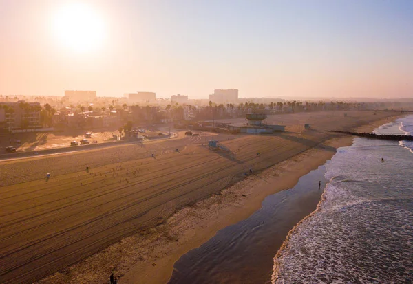 Nascer do sol na praia de Veneza em Los Angeles — Fotografia de Stock