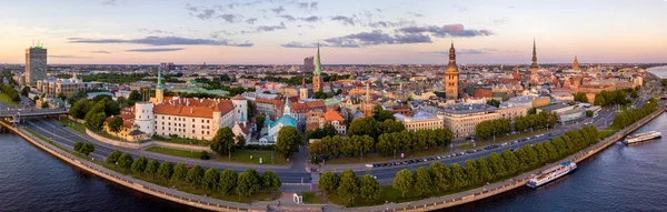 Riga old town panoramic view — Stock Photo, Image