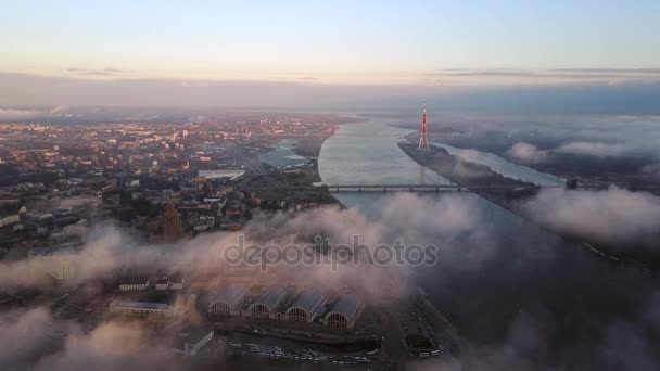 Hermosa Riga Letonia Vista Ciudad Con Torre Centro Vista 360 — Vídeos de Stock