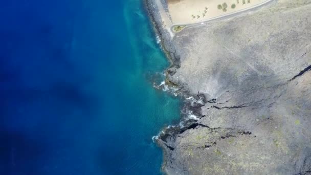 Niesamowity Widok Plaży Las Teresitas Wyspie Teneryfa Widok Góry Horyzoncie — Wideo stockowe