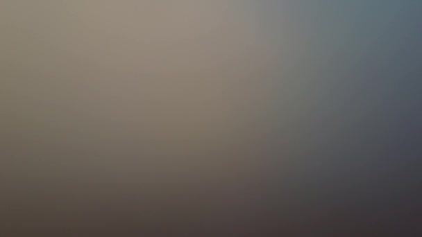 日没時に雲の下の上からリガに美しい空撮 — ストック動画