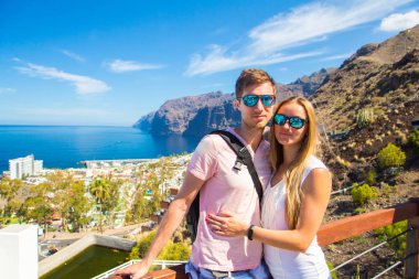 bir tatil Tenerife Adası üzerinde sahip çift