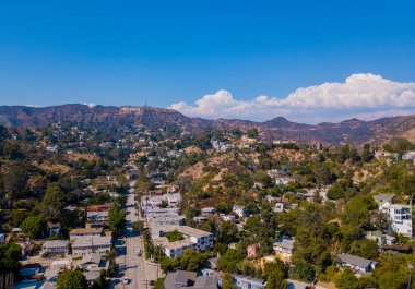 Los Angeles bölgesinde Hollywood işareti
