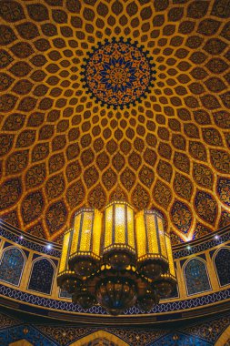 Ibn Battuta alışveriş merkezi Dubai, geleneksel tarzı ile harika klasik arabica iç tasarım.