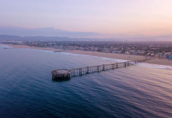 Venice beach pier nära Santa Monica — Stockfoto