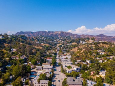 Los Angeles bölgesinde Hollywood işareti