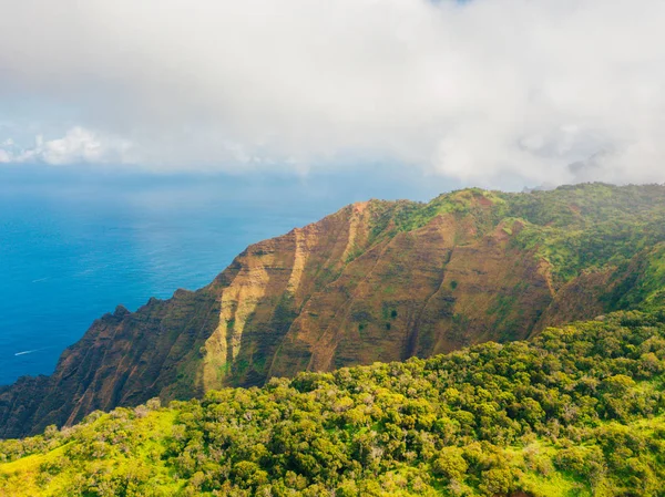 Beautiful Aerial View Kauai Island Pali Forests Cliffs Ocean — Stock Photo, Image