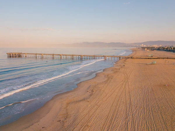 Alba sulla spiaggia di Venezia a Los Angeles — Foto Stock