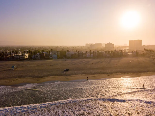 Zonsopgang op Venice beach in Los Angeles — Stockfoto