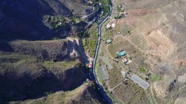 Hava manzarasına yol Kanyon gidiyor yukarıdan Büyük Kanyon Manzaralı.