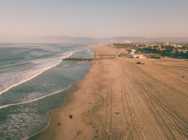 Los Angeles'taki Venedik plaj güneş doğarken