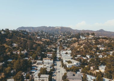Los Angeles bölgesinde Hollywood işareti