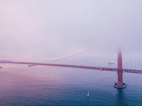 Güzel San Francisco Görünümüyle Yukarıdan Golden Gate Köprüsü Havadan Görünümü — Stok fotoğraf