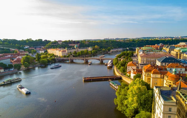 Krásné Vzdušné Slunce Pohled Prague City Panoramatický Výhled Hradem Obzoru — Stock fotografie