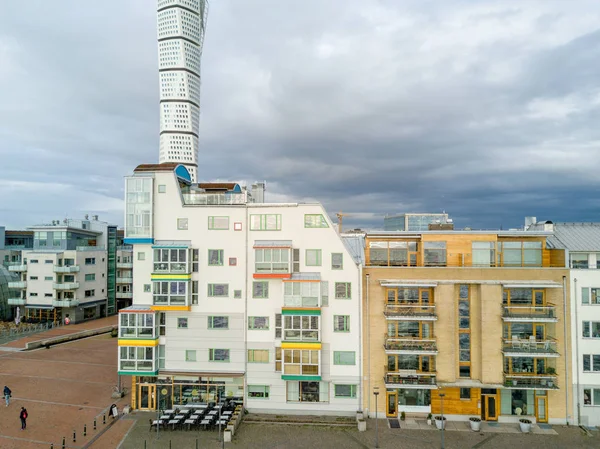 Turning Torso gökdelen ile Batı liman alanı
